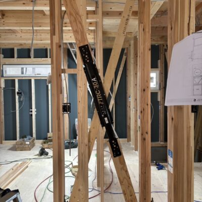 ヤマダホームズの注文住宅を施工中